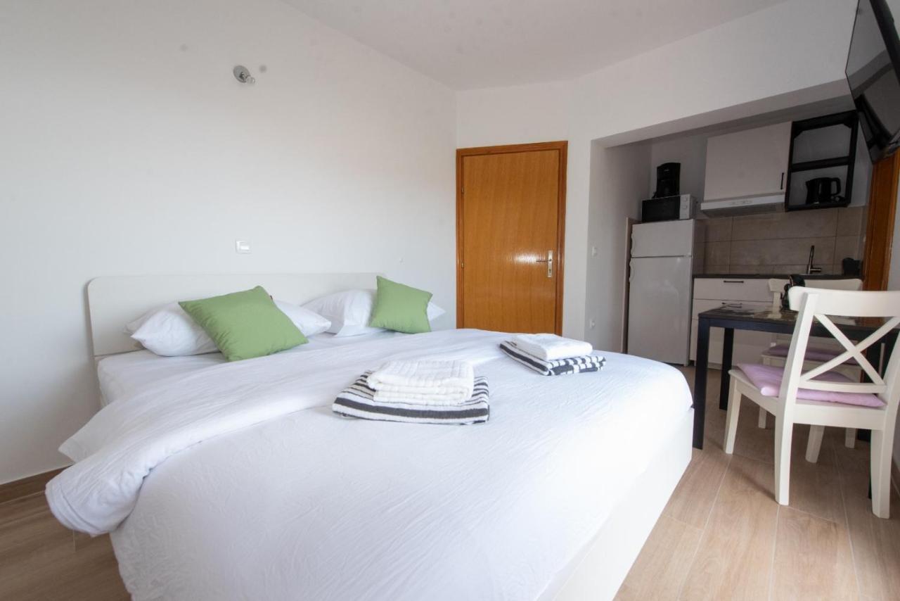 Charming Apartments Duce Omiš Exterior foto