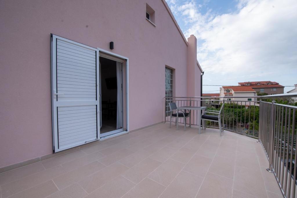 Charming Apartments Duce Omiš Exterior foto
